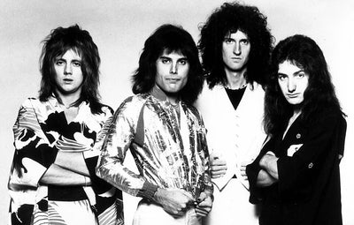 Queen — foto de Koh Hasebe; Distributed by Elektra Records (Public domain, Wikimedia Commons)