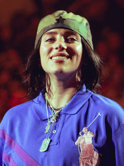 Billie Eilish — foto de Raph_PH (CC BY 4.0, Wikimedia Commons)