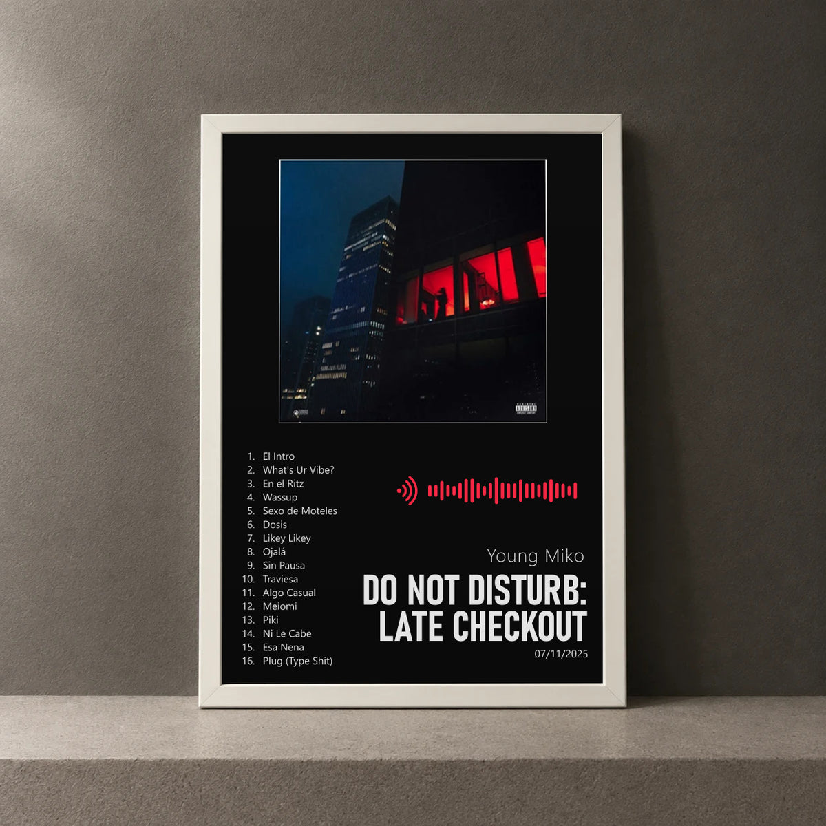 Cuadro de Do Not Disturb: Late Checkout de Young Miko, marco de 18 x 24 cm