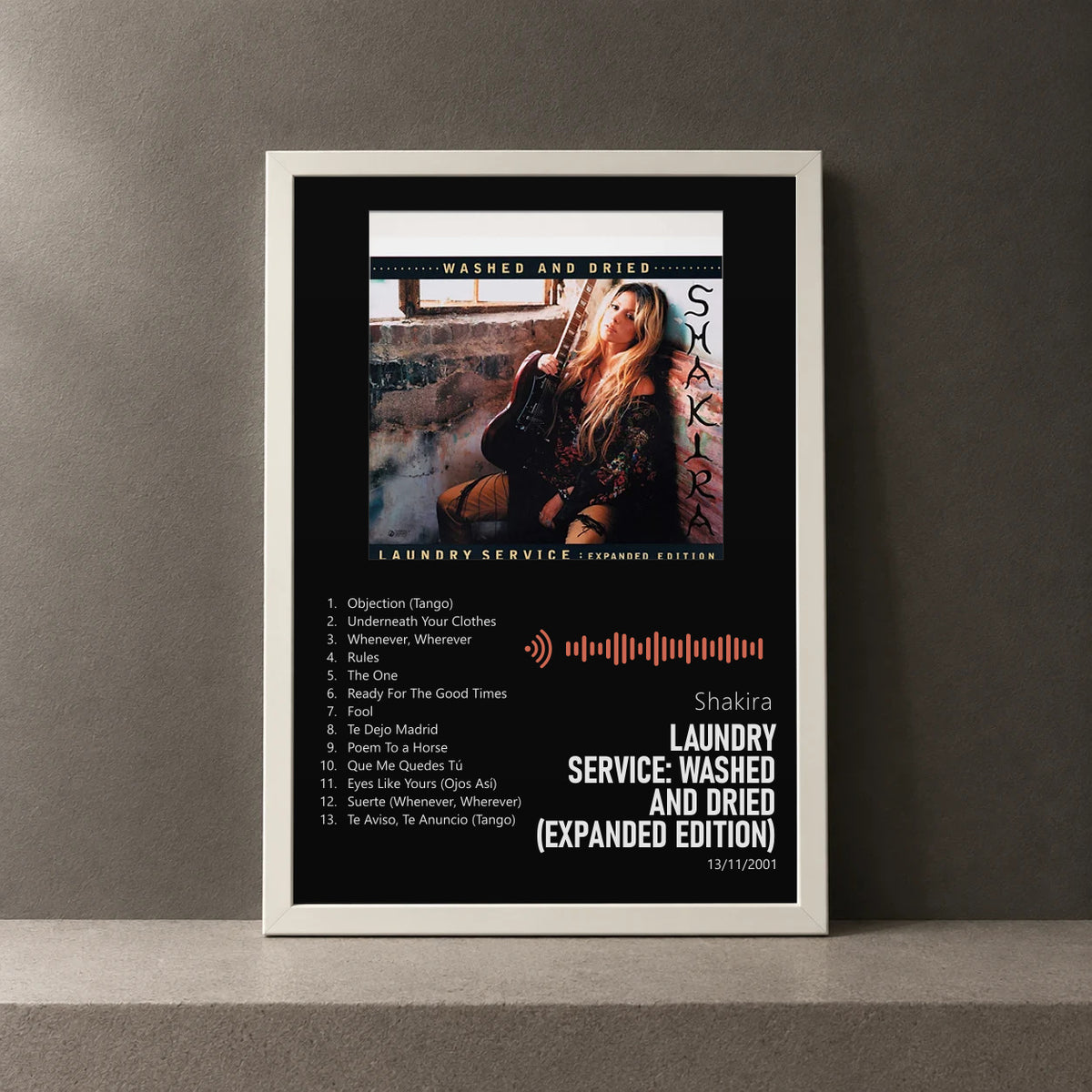 Cuadro de Laundry Service: Washed and Dried (Expanded Edition) de Shakira, marco de 18 x 24 cm