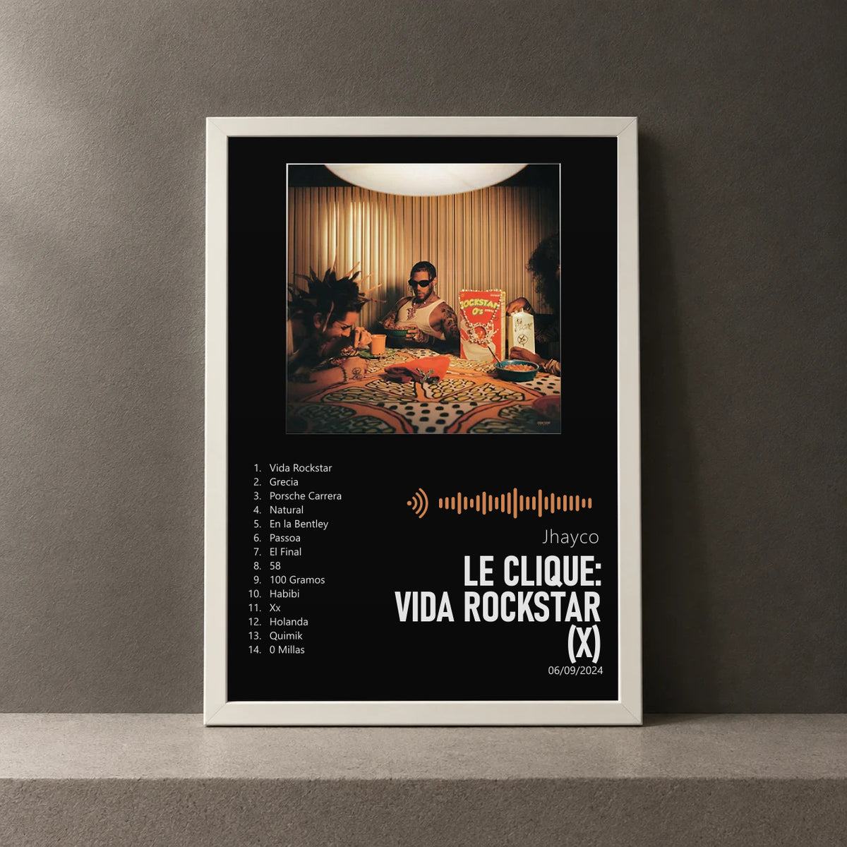 Cuadro de Le Clique: Vida Rockstar (X) de Jhayco, marco de 18 x 24 cm