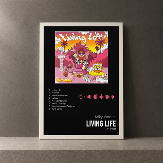 Cuadro de Living Life de Miky Woodz, marco de 18 x 24 cm