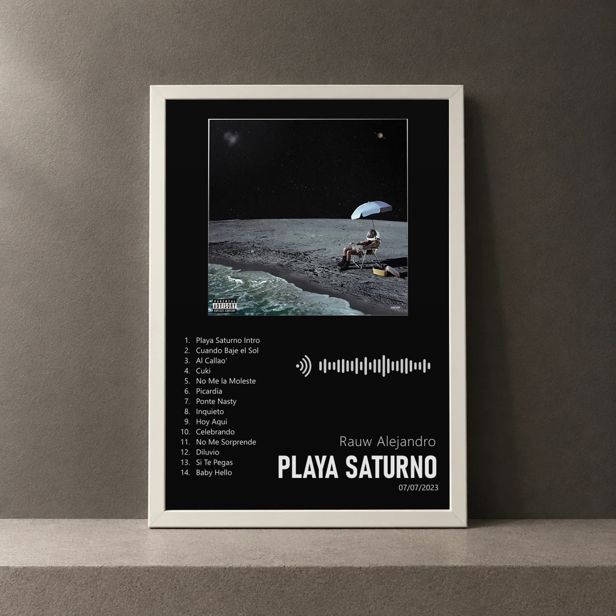 Cuadro de PLAYA SATURNO de Rauw Alejandro, marco de 18 x 24 cm