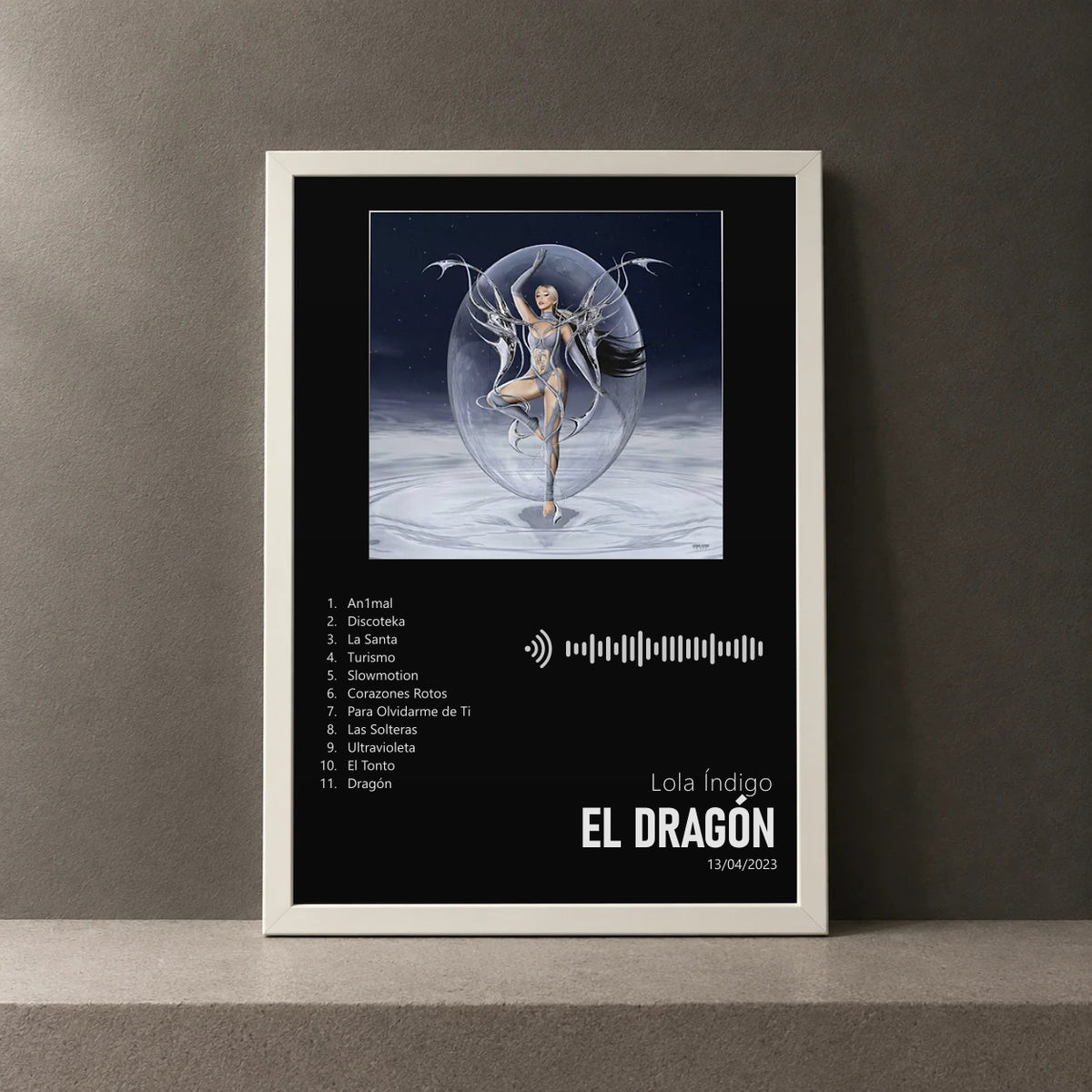 Cuadro de EL DRAGÓN de Lola Índigo, marco de 18 x 24 cm
