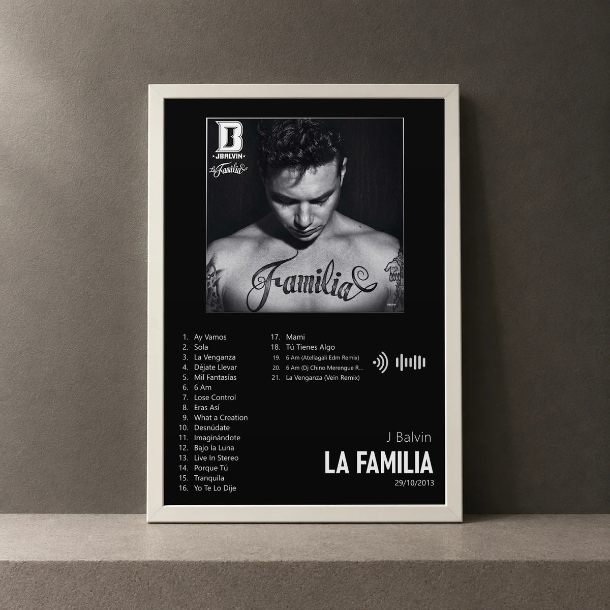 Cuadro de La Familia de J Balvin, marco de 18 x 24 cm
