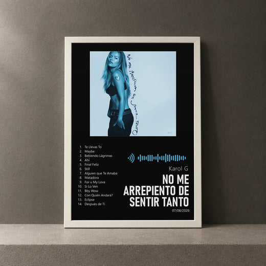 Cuadro de NO ME ARREPIENTO DE SENTIR TANTO de Karol G, marco de 18 x 24 cm
