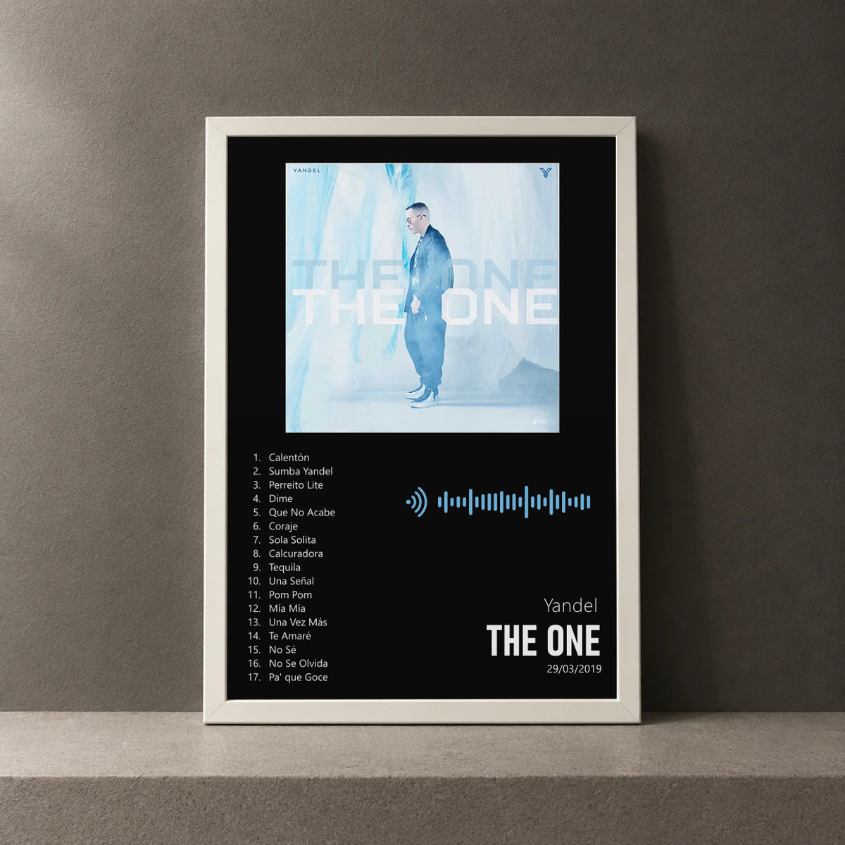 Cuadro de The One de Yandel, marco de 18 x 24 cm