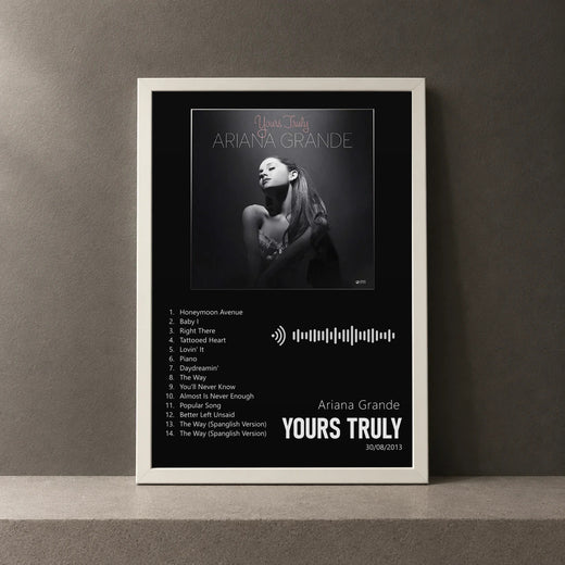 Cuadro de Yours Truly de Ariana Grande, marco de 18 x 24 cm